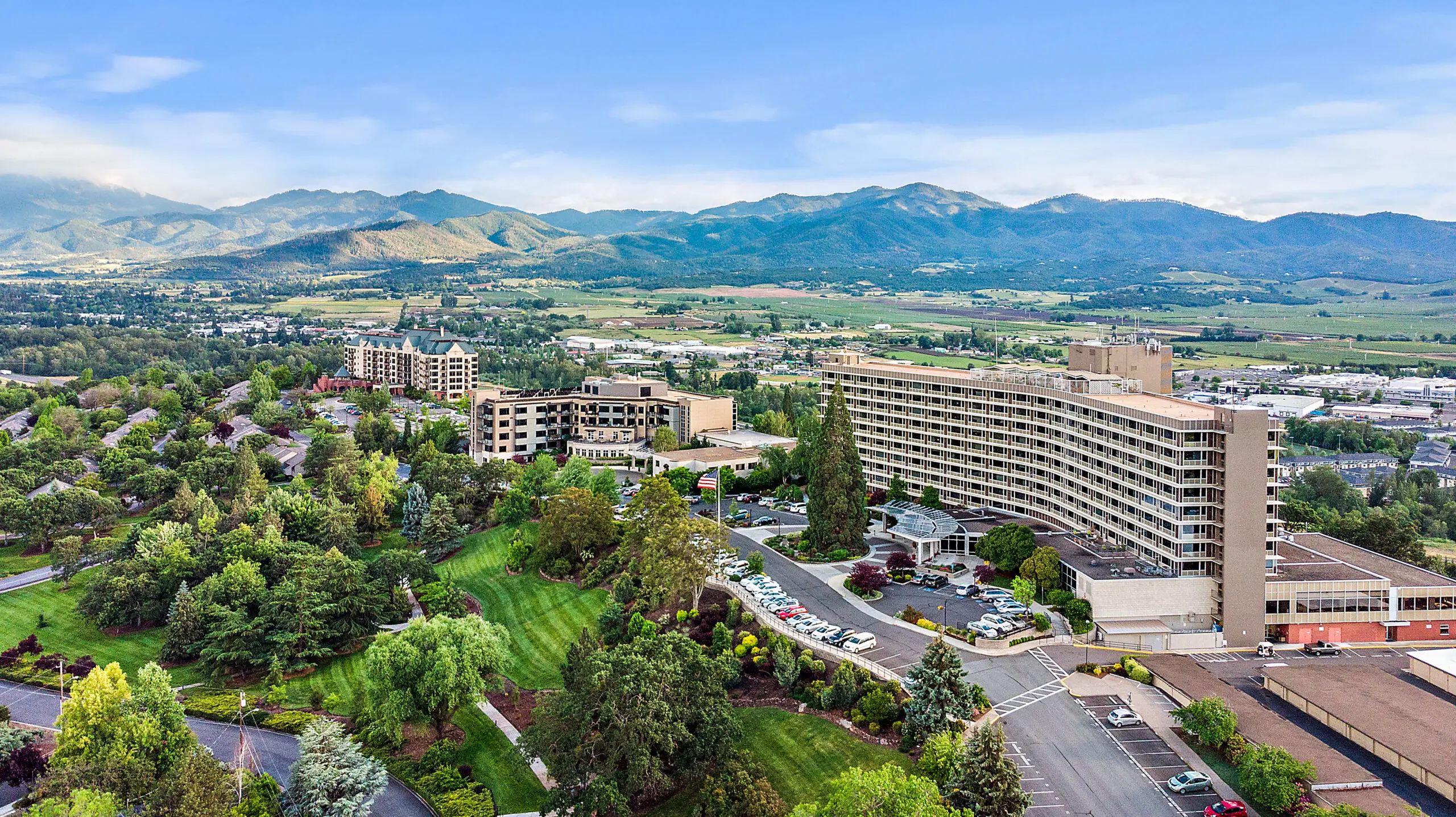 Aerial view of the Rogue Valley Manor community.